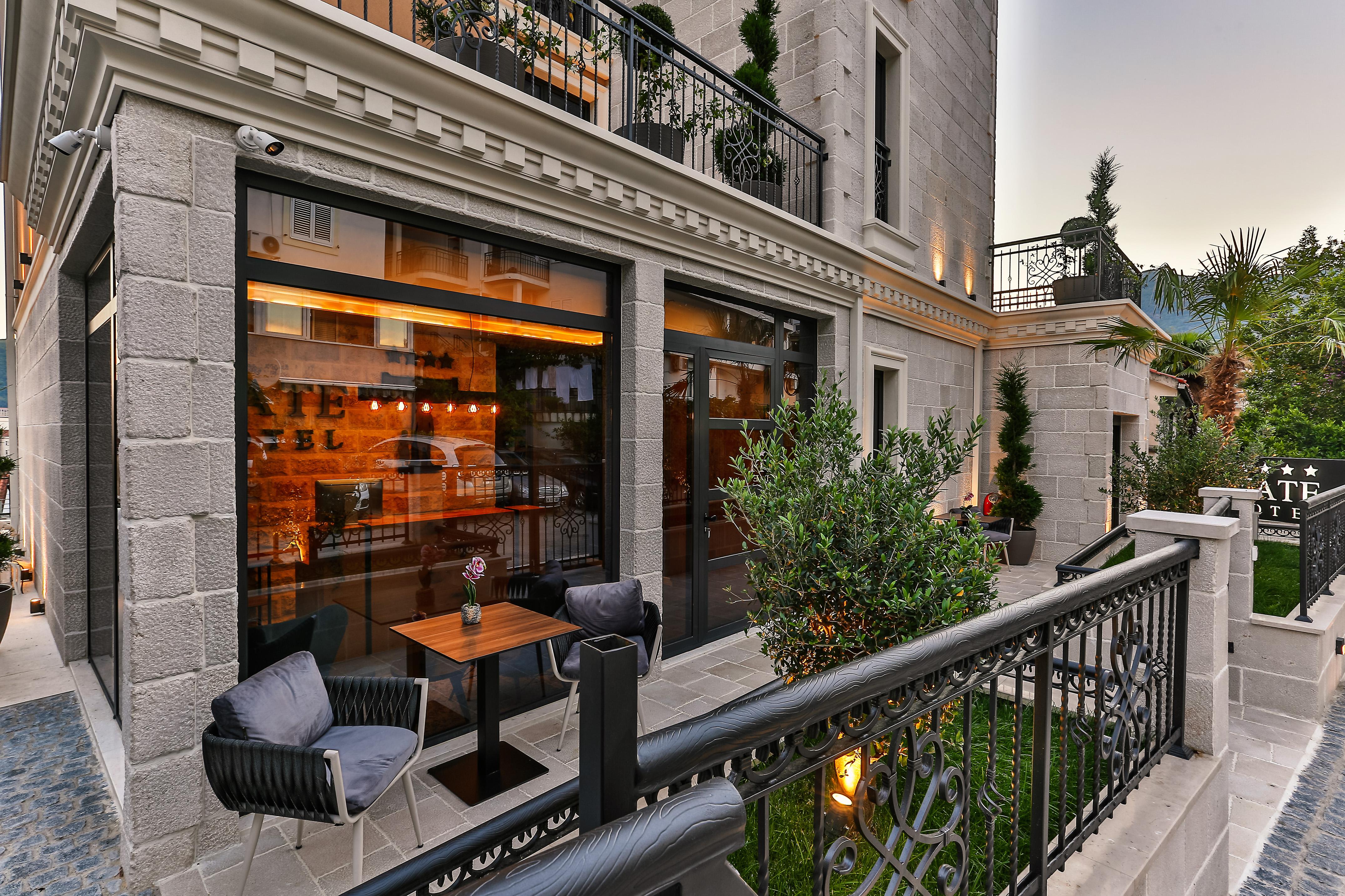 Boutique Hotel Tate By Aycon Budua Esterno foto