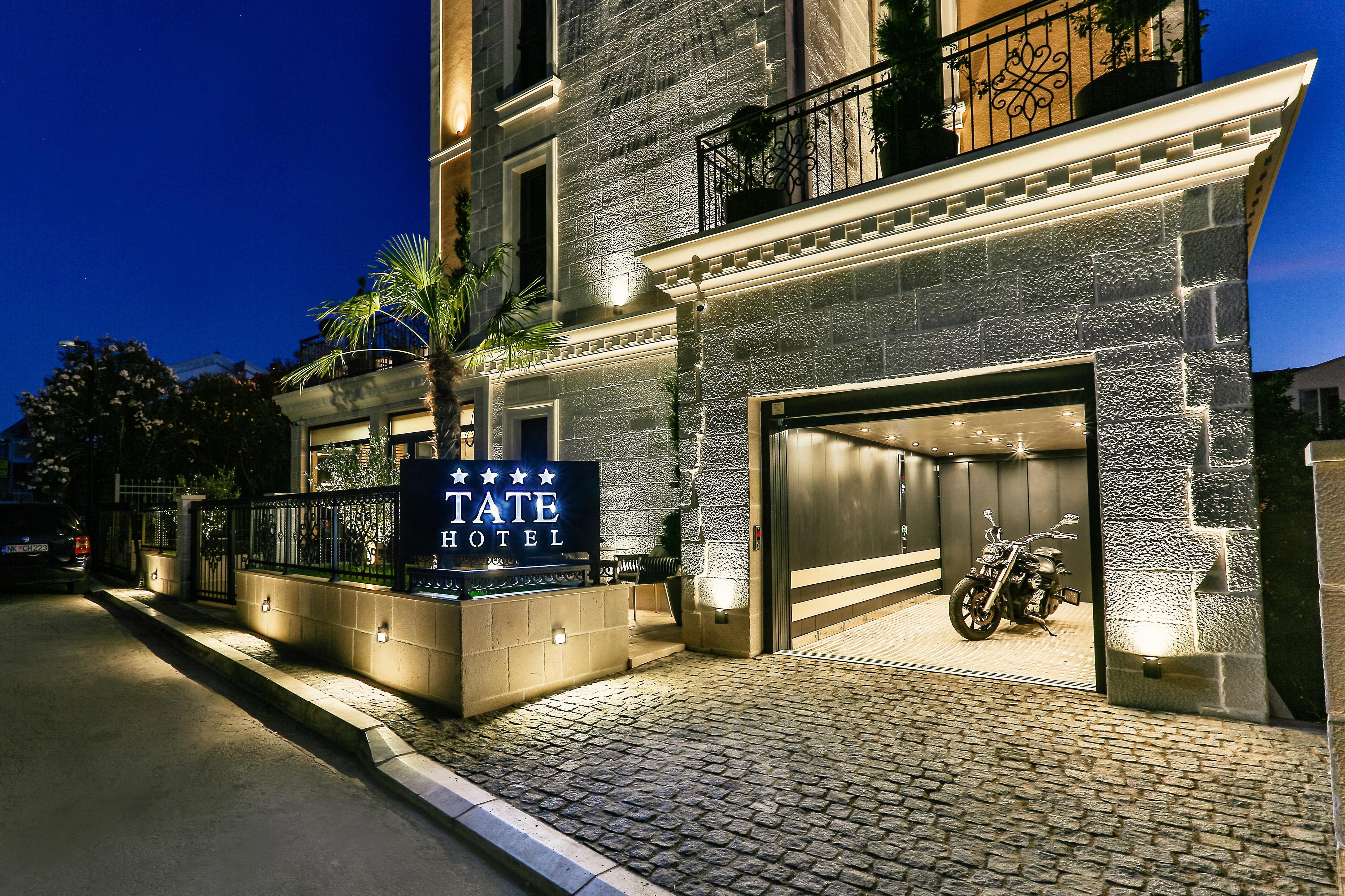 Boutique Hotel Tate By Aycon Budua Esterno foto